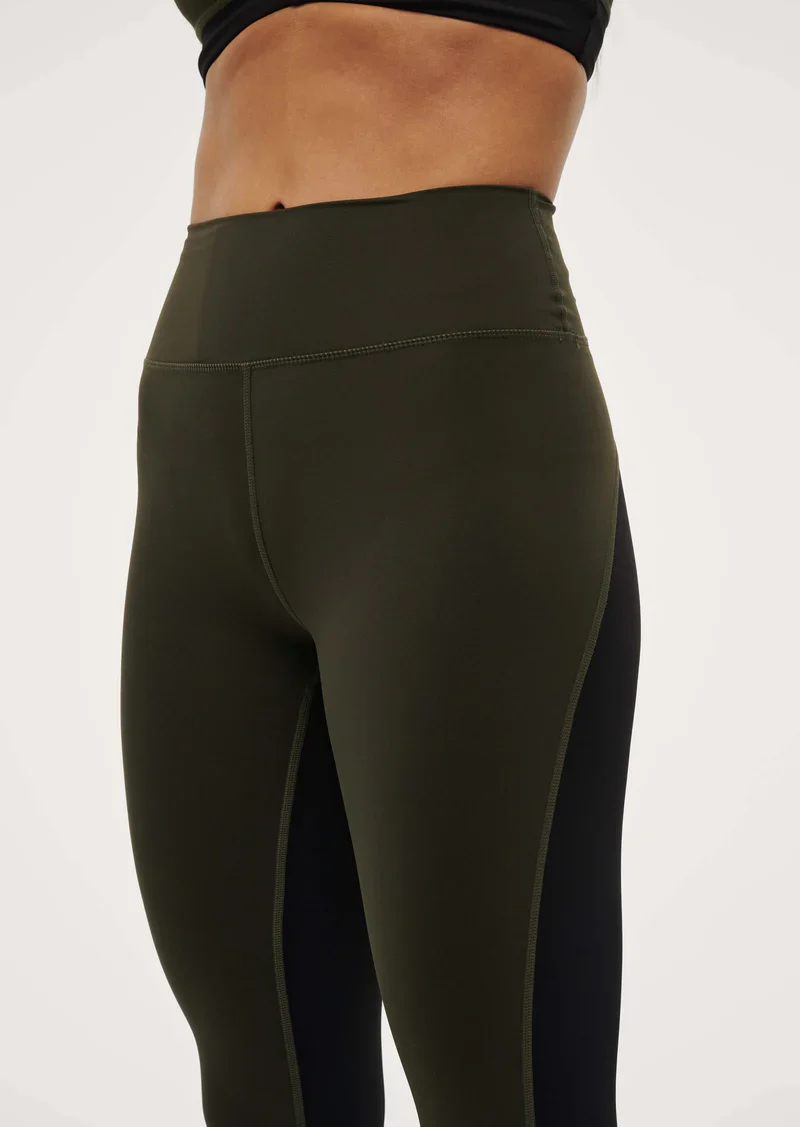 P.E Nation - TEMPO LEGGING IN FOREST NIGHT - Image 3